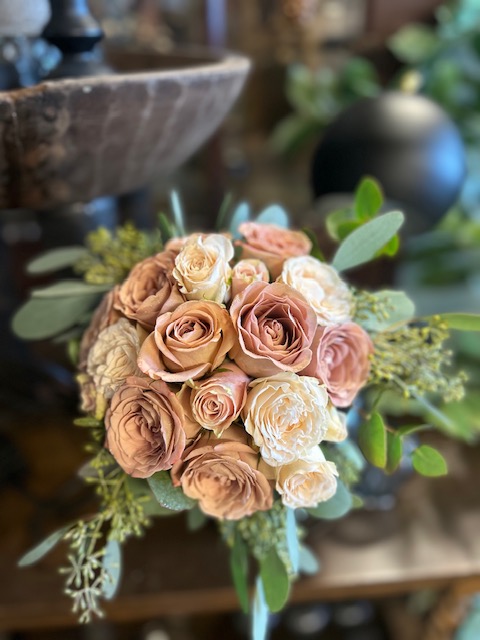 Håndlagde blomsterbuketter